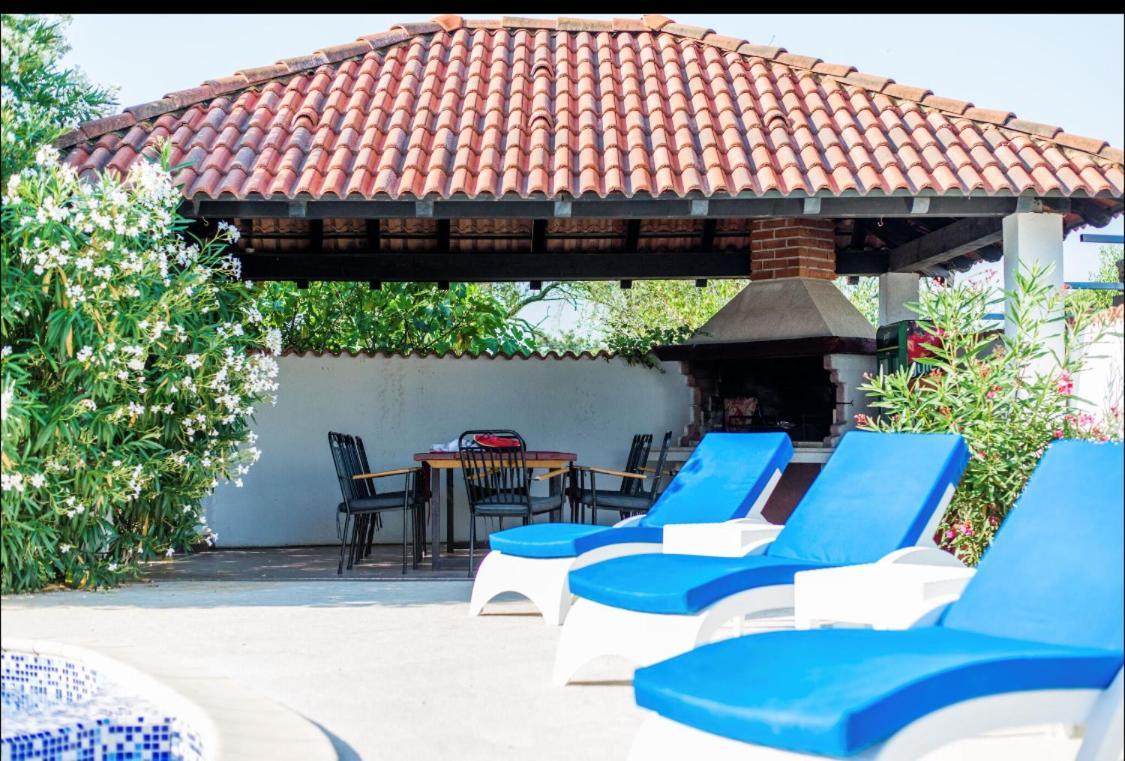 Villa Filip - Private Pool & Gym Pula Exteriör bild